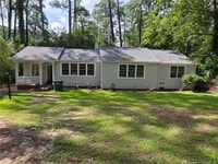 Building Photo - 1533 Country Club Rd
