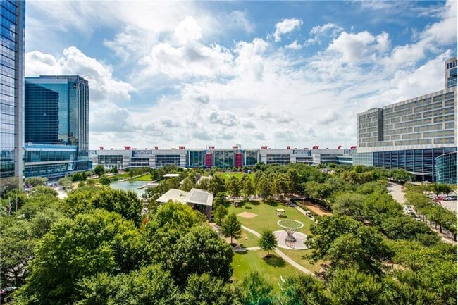 Building Photo - 1401 McKinney St