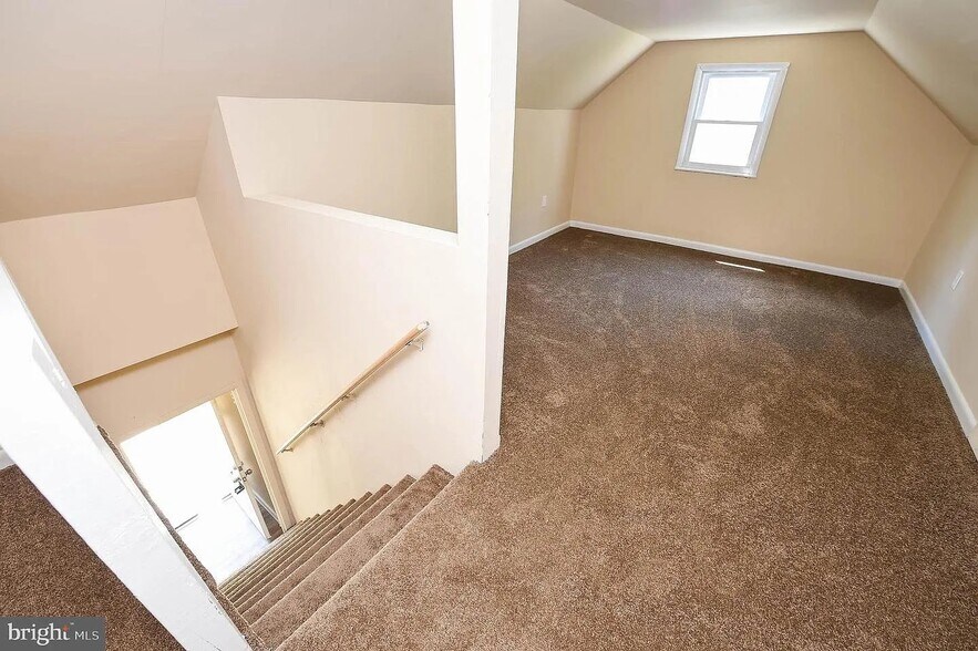 Building Photo - 1014 Cecil St