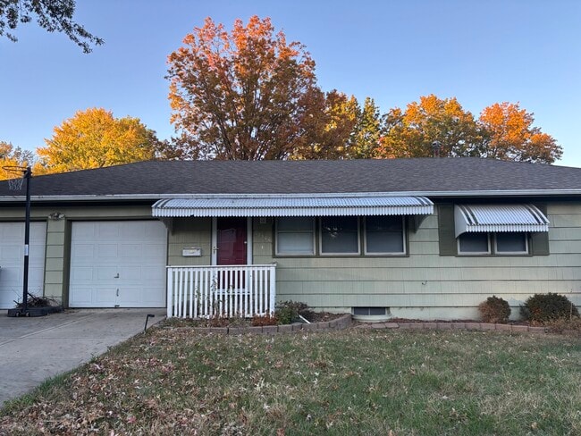 Building Photo - 12500 E 53 St