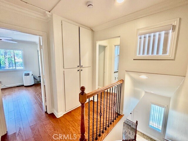 Building Photo - 685 W 18th St