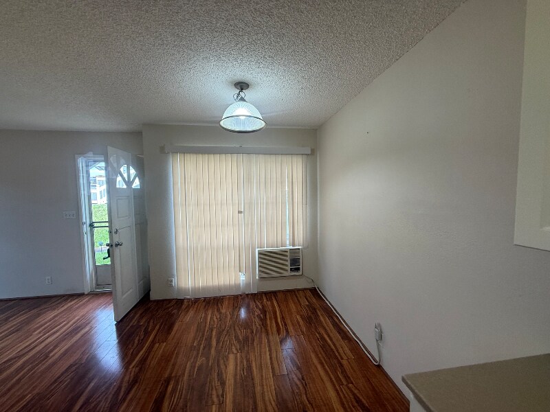 Building Photo - 94-1419-1419 Polani St