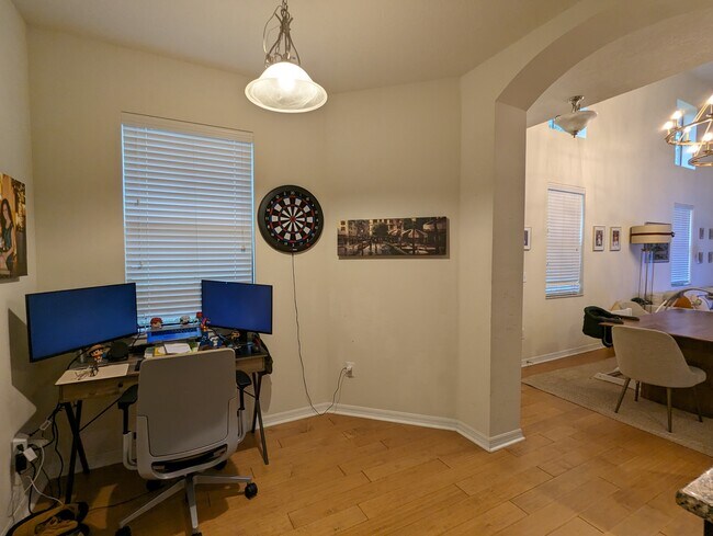 Kitchen nook - 11804 13th Way N