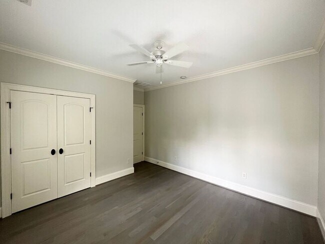 Building Photo - 535 Guilford Cir