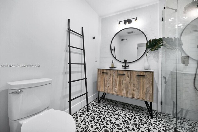 Building Photo - 7531 Miami View Dr