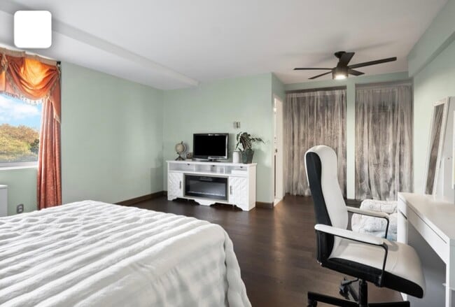 Upstairs, enjoy a spacious bedroom + den with ample closet space - 301 N Beauregard St