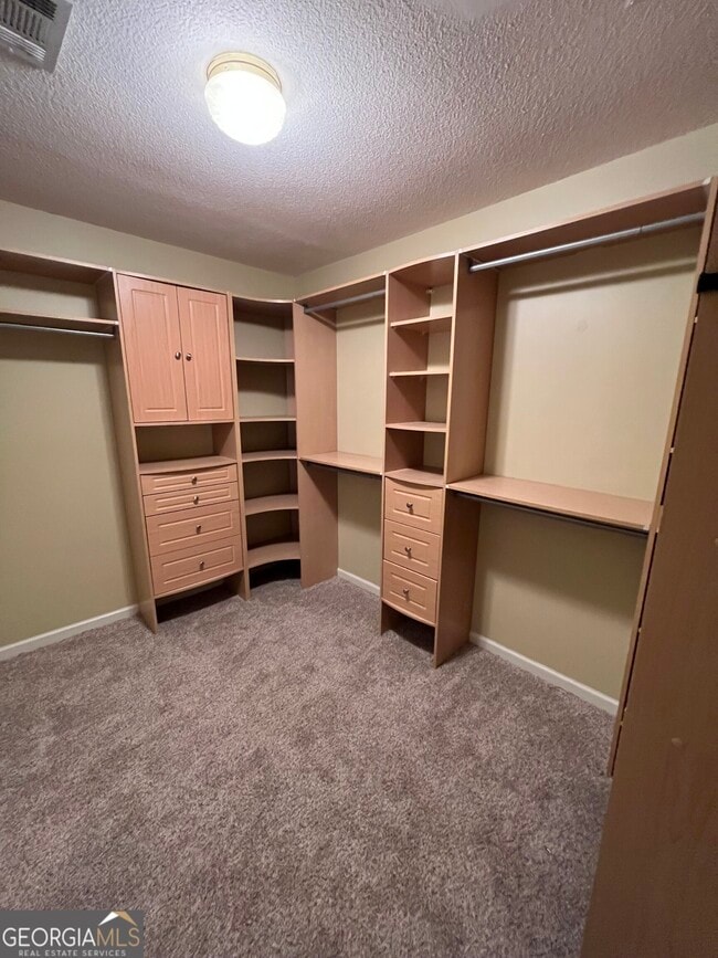 Building Photo - 160 Crystal Ridge Cir