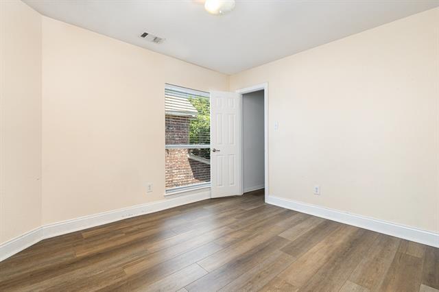 Building Photo - 11801 Cottontail Dr