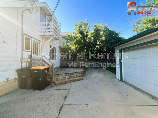 Building Photo - 2372 N 61st St