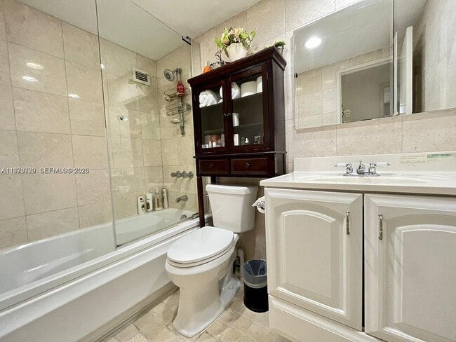 Building Photo - 10185 Collins Ave