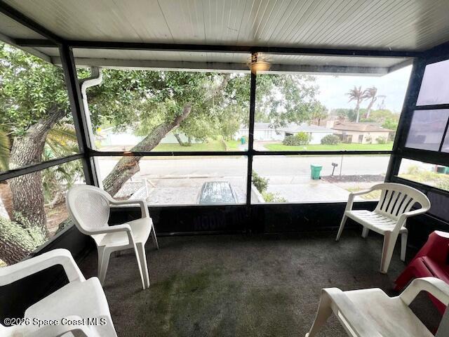 Building Photo - 4 Colonial Dr