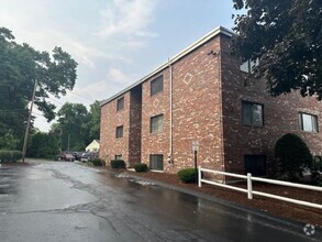 Building Photo - 69 Milliken Ave