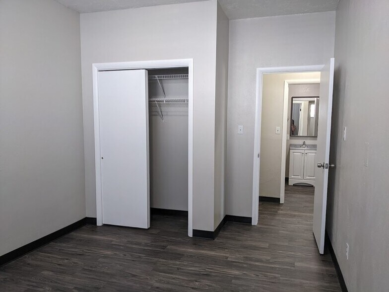 Building Photo - 1446 E 3300 S
