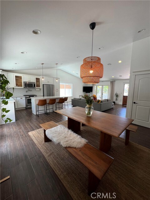 Building Photo - 9601 Erskine Dr