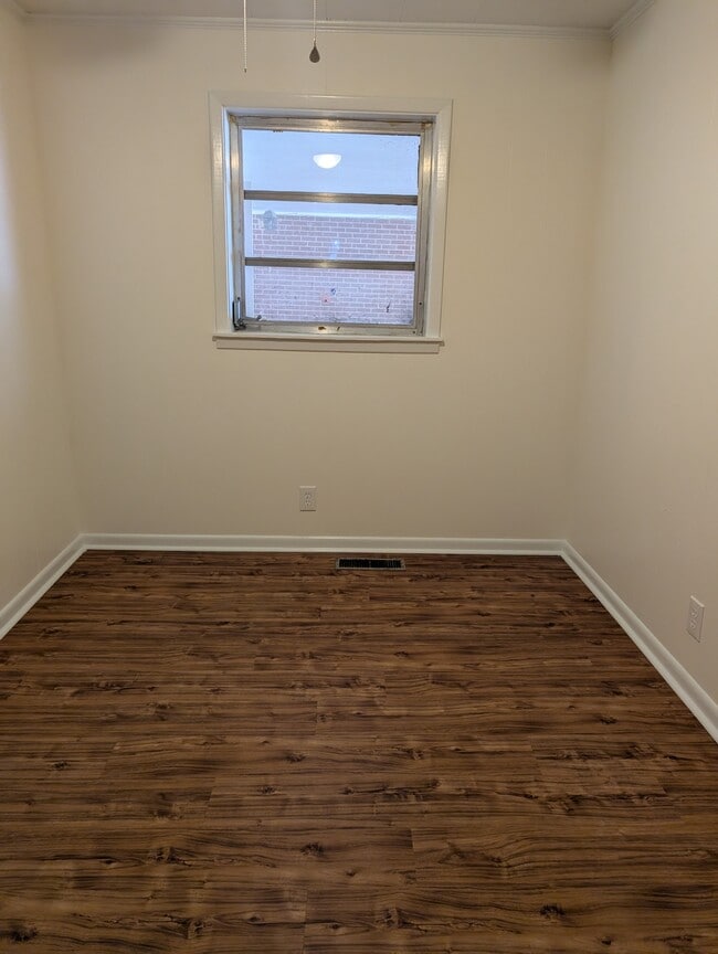 Building Photo - 5681 S County Rd 33