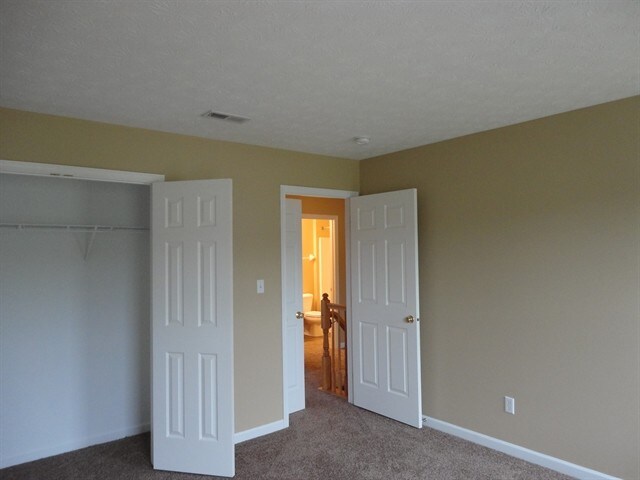 Building Photo - 1441 Scenic River Dr