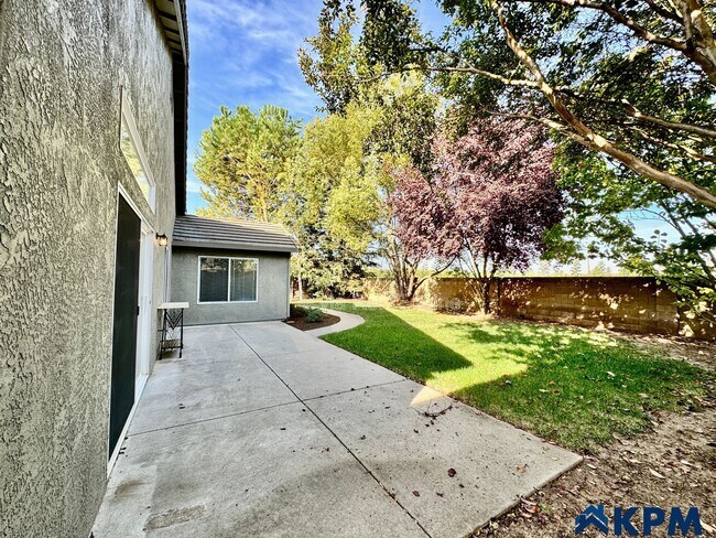 Building Photo - 18515 Monte Vista Dr