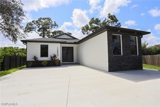 Building Photo - 10830 St Lucia Ct