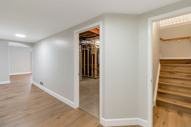 Building Photo - **Beautiful 5 Bed 4 Bath home for rent in ...