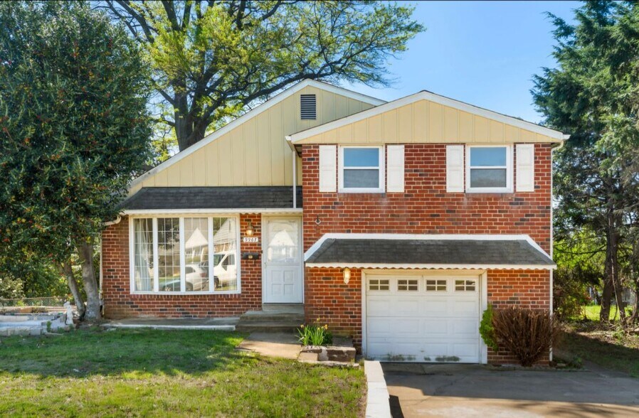 Building Photo - 9967 Verree Rd