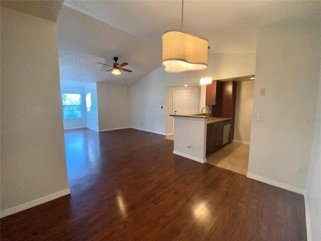 Building Photo - 5144 Conroy Rd