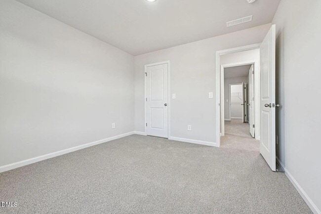 Building Photo - 528 Bridger Dr