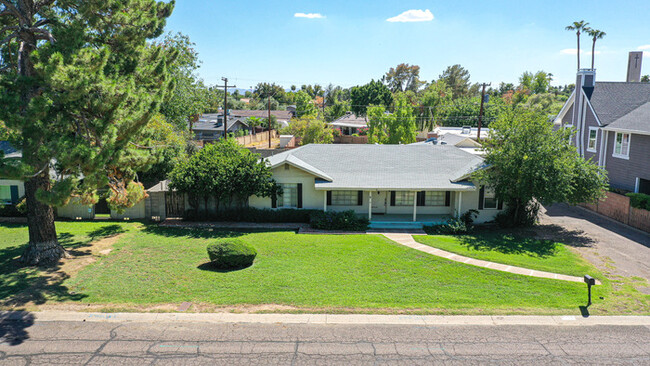 Building Photo - House at Glendale/Central! JOIN THE WAITLI...