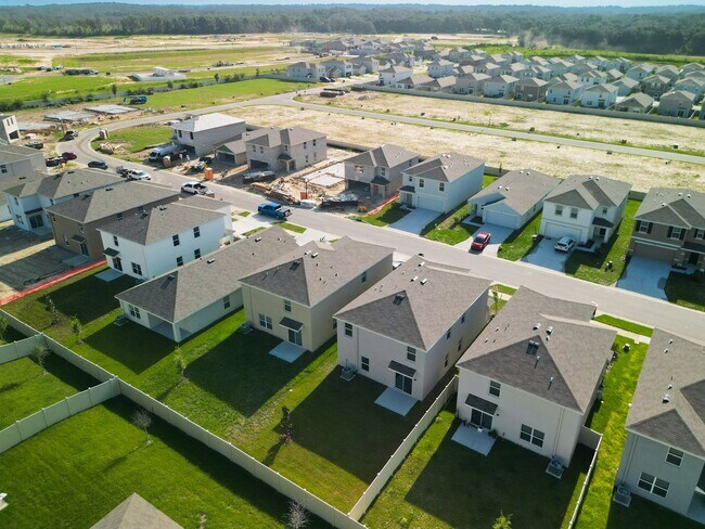 Building Photo - Pet-Friendly 5BR Home in Ocala | Spacious Living in Ocala Crossings South