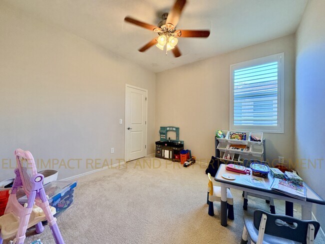 Building Photo - 6711 E Via Boca Grande