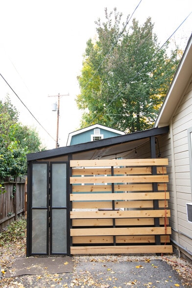 Building Photo - 2517 N Lander St