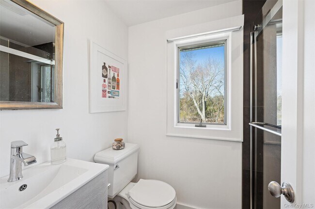 Building Photo - 580 Gin Ln