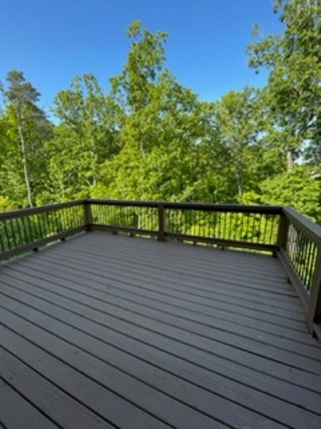 Building Photo - 3 Bedroom 2.5 Bath + Finished Bonus for Rent in Ooltewah