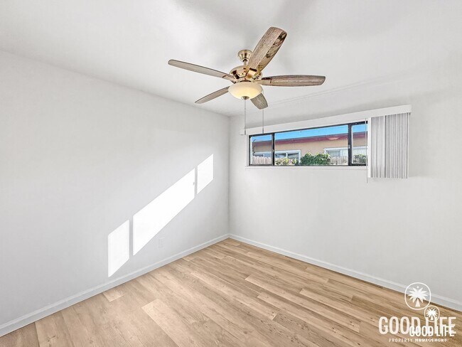 Building Photo - Charming 3B/2BA House w/ Attached Garage & Washer/Dryer in Clairemont!