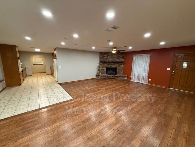 Building Photo - 32897 FM 2481