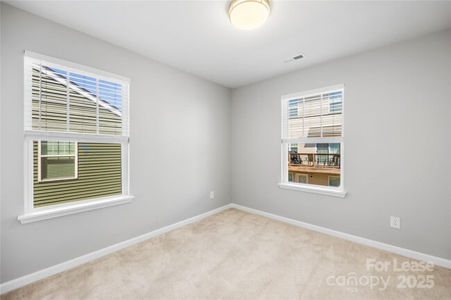 Building Photo - 16040 Simril Ct