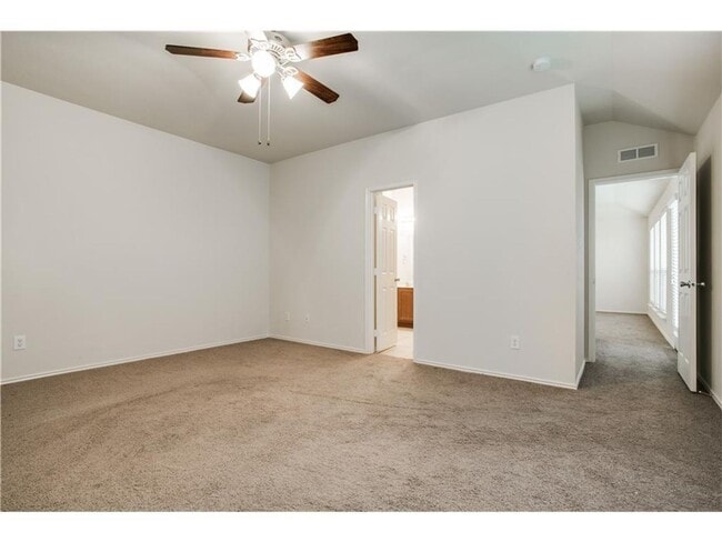 Building Photo - Welcome Home 3-2-2 Melissa ISD