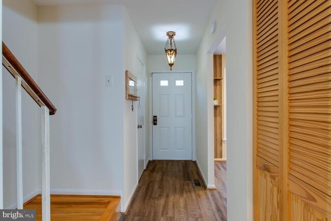 Building Photo - 4428 Holly Ave