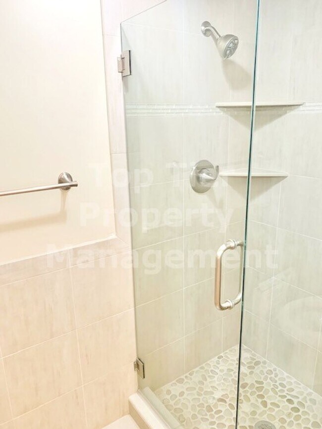 Building Photo - Beautifully updated 2 Bd/2 Ba, 1500 sf Walnut Creek Townhouse in desirable Rancho Dorado HOA avai...