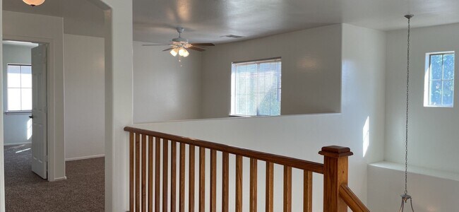 Building Photo - 3873 E Bridgeport Pkwy