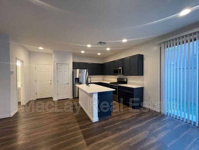 Building Photo - 1708 S 82nd Way