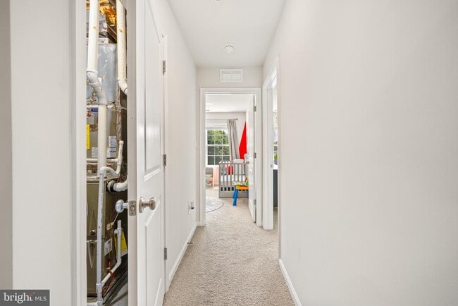 Building Photo - 154 Hannock St
