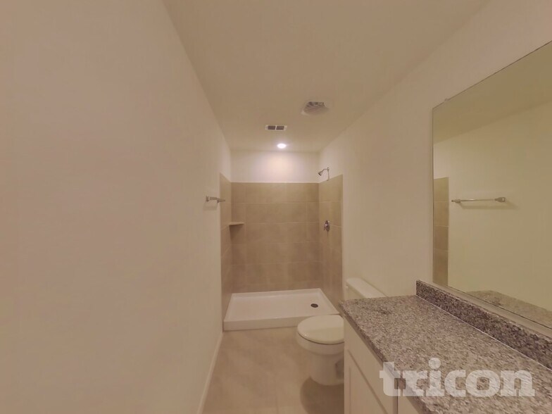 Building Photo - 1516 Clairborne Ct