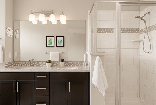 Building Photo - Modern 3-Bedroom Townhome in Midtown Denver – Carefree Living Awaits!