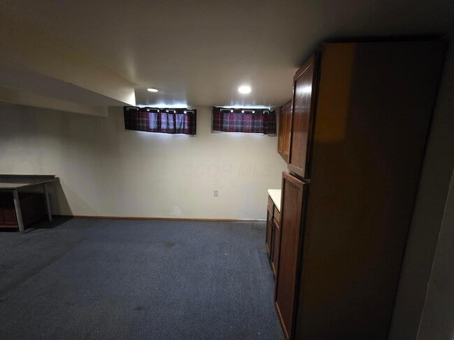 Building Photo - 7006 Finchley Dr