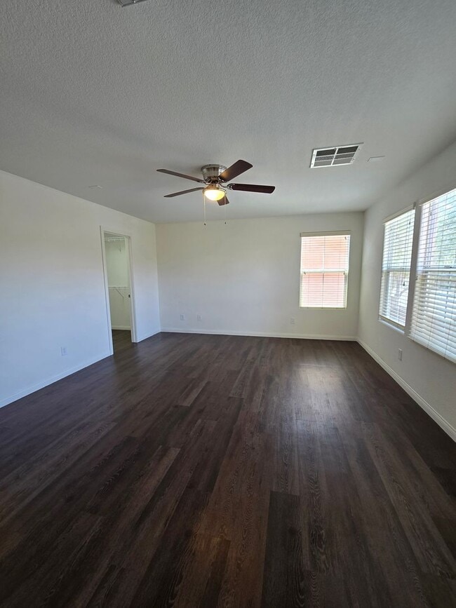 Building Photo - A Fabulous 3 Bedroom, 2 Bathroom  HOME IN ...