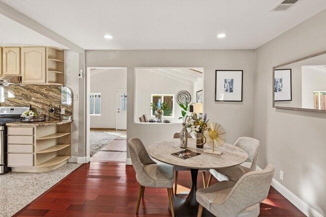 Building Photo - 18732 Afton Ave