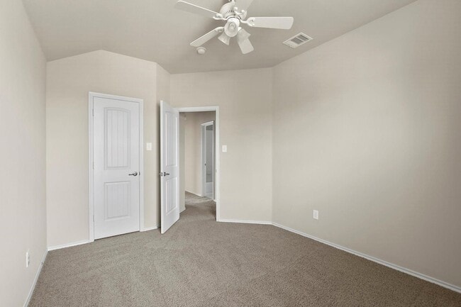 Building Photo - 9617 Tipperary Dr