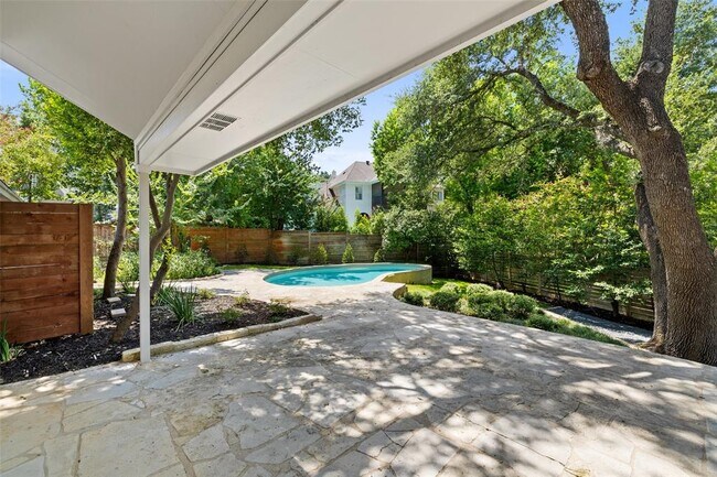 Building Photo - 5700 Carry Back Ln