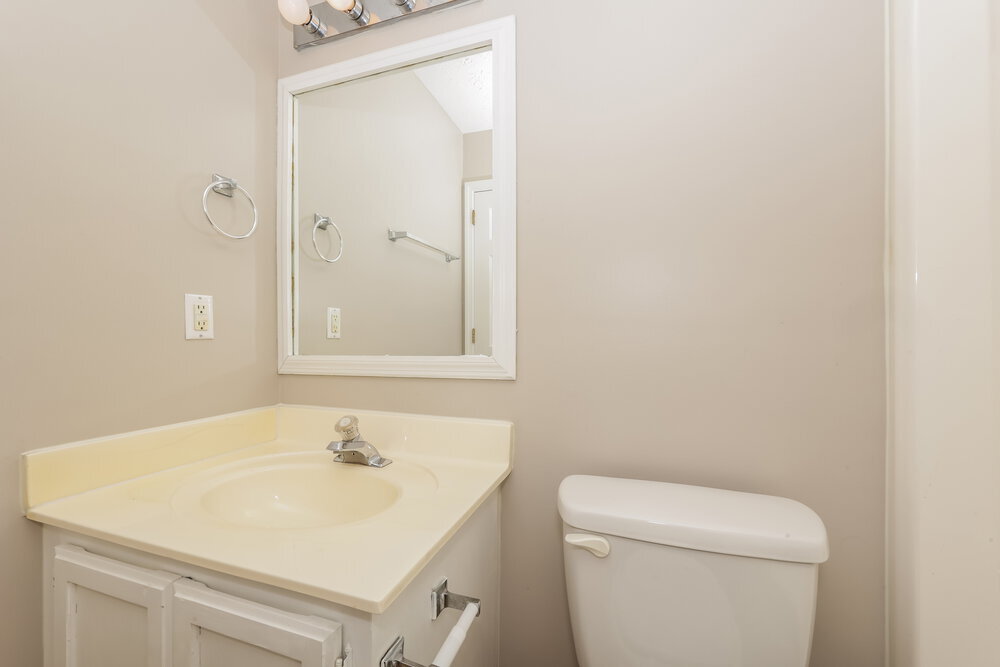 Building Photo - 5120 Pebble Creek Dr