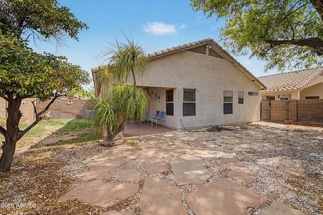 Building Photo - 15665 W Carmen Dr